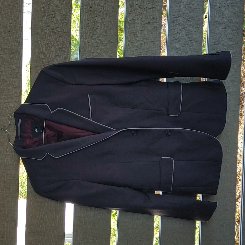 H&M Men's‎ Blazer charcoal gray with gray trim 36R